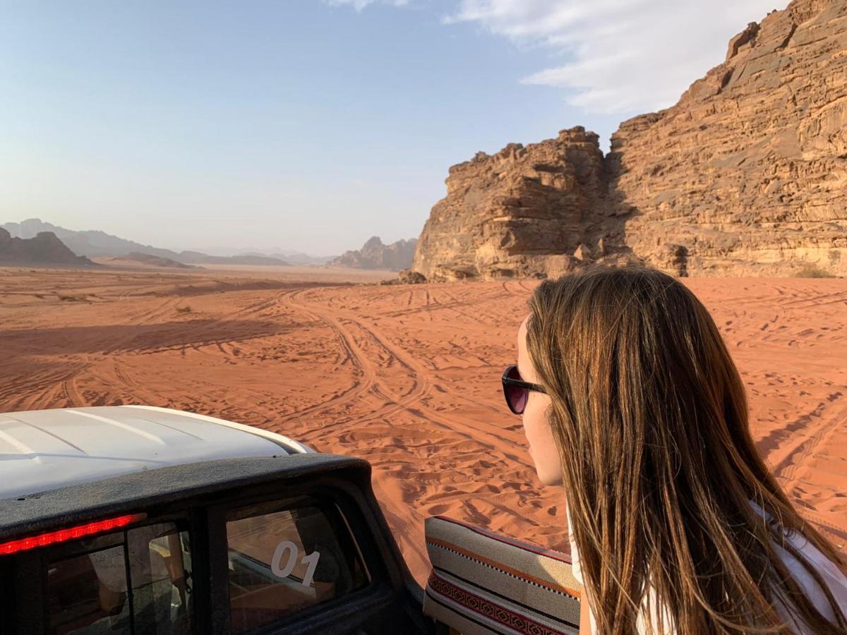 Hôtel Sara Luxury Camp à Wadi Rum Extérieur photo